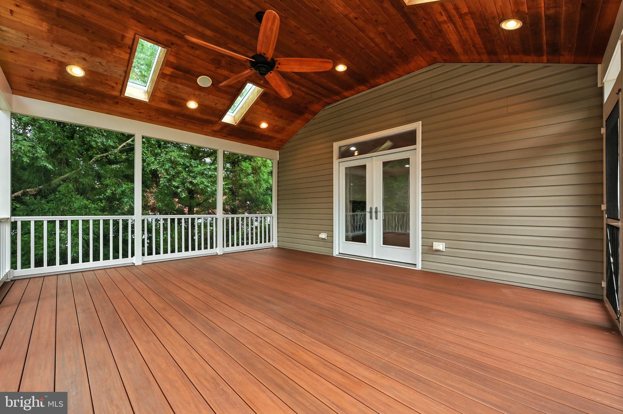 MONTICELLO - Residential