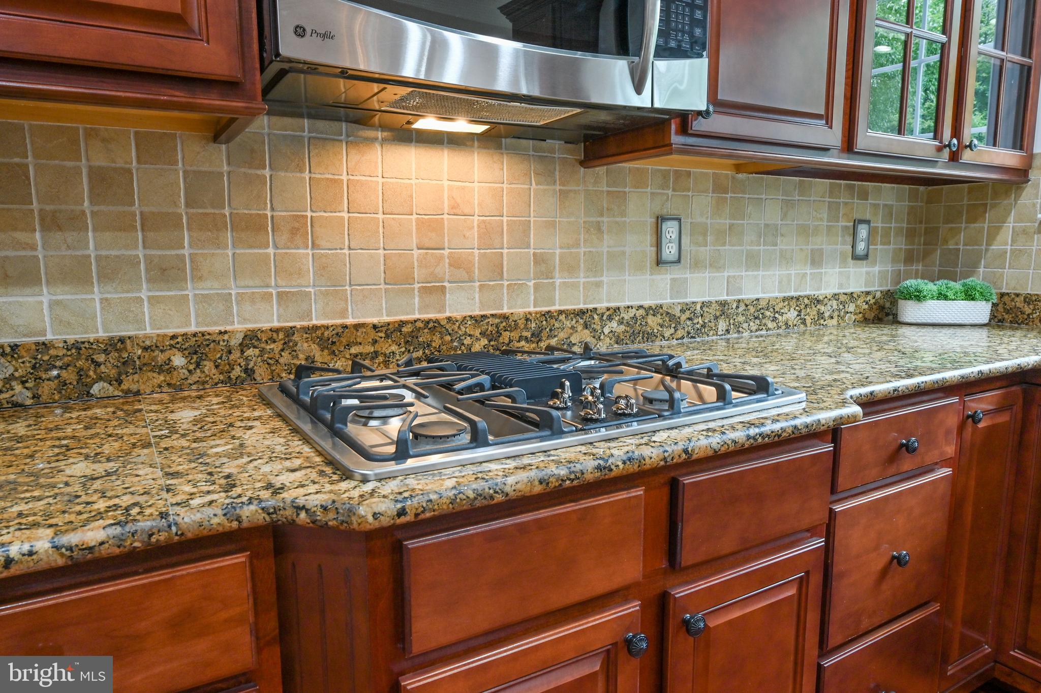 MONTICELLO - Residential