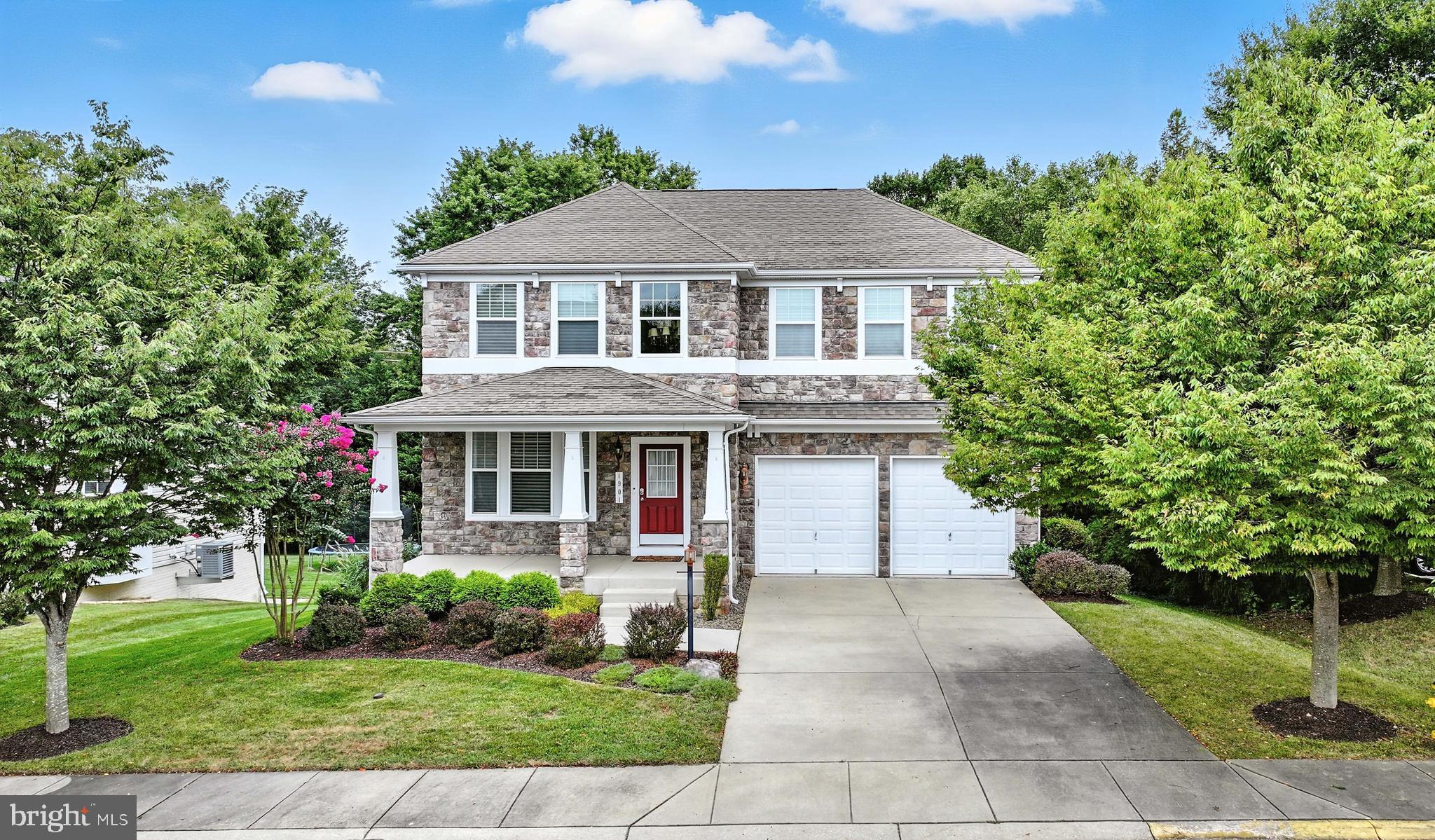 MONTICELLO - Residential