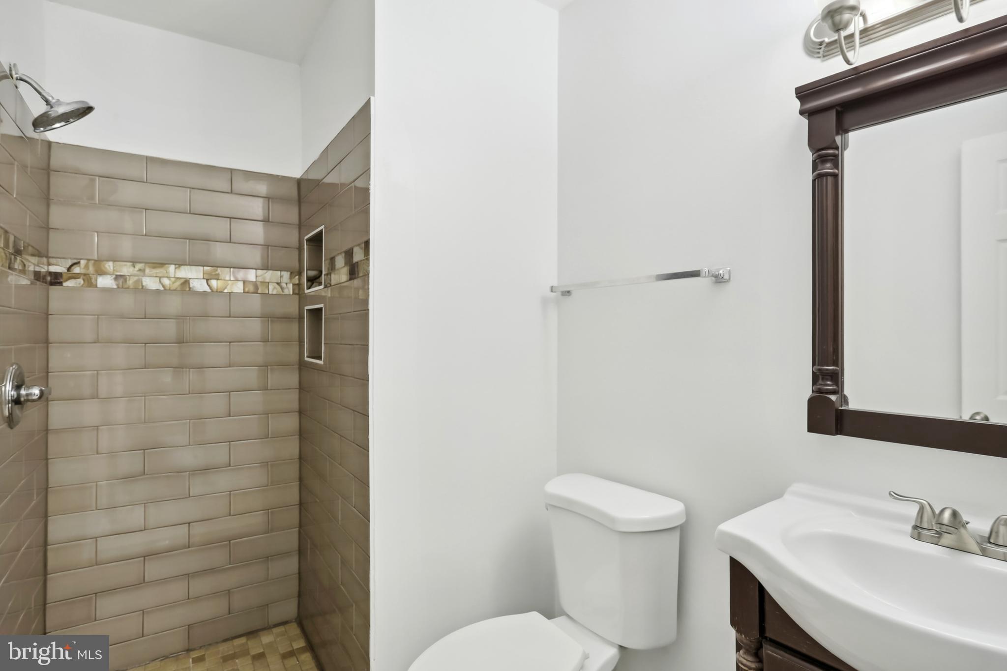 GERMANTOWN VIEW - Residential