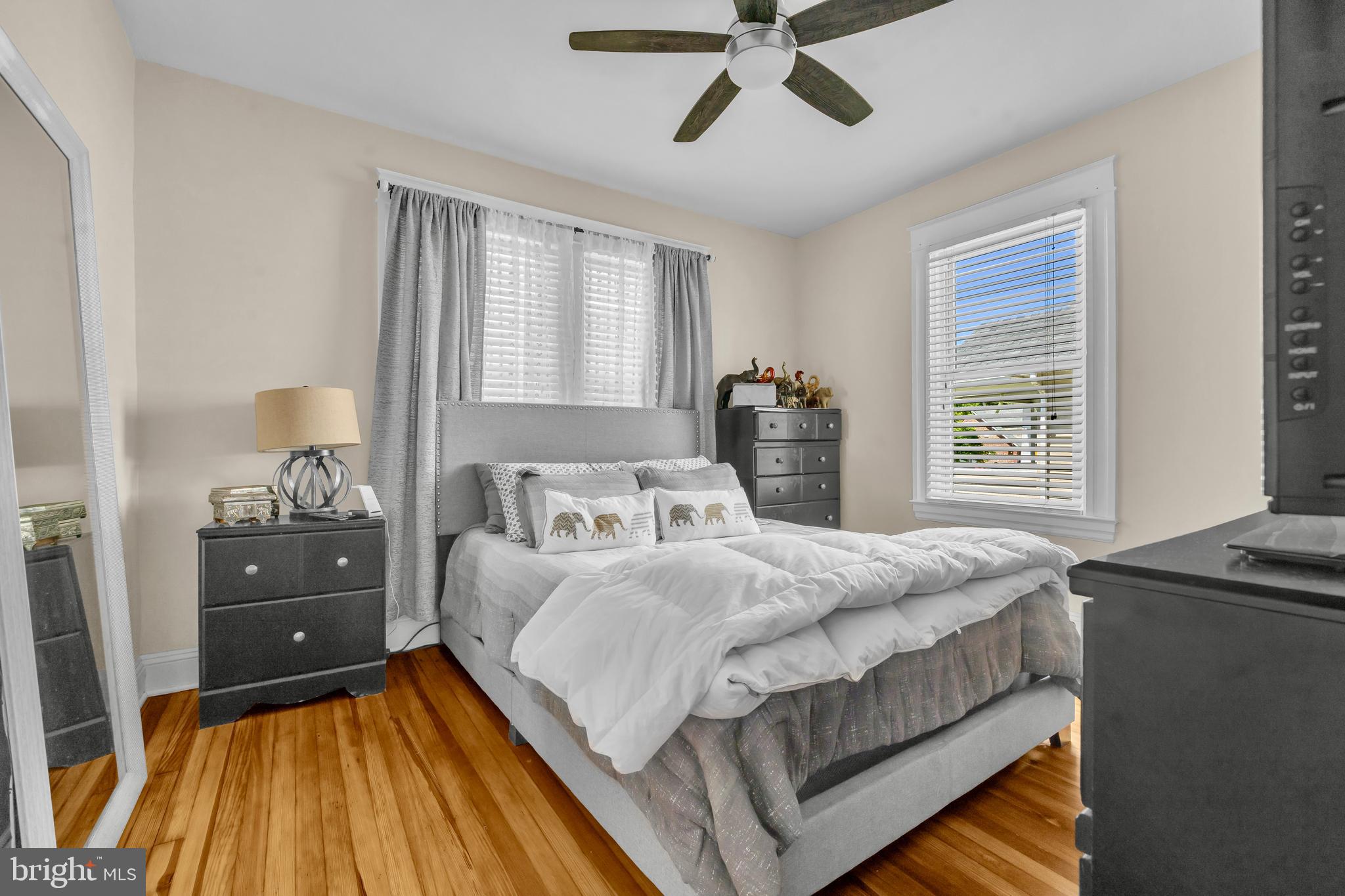 PARKVILLE - Residential