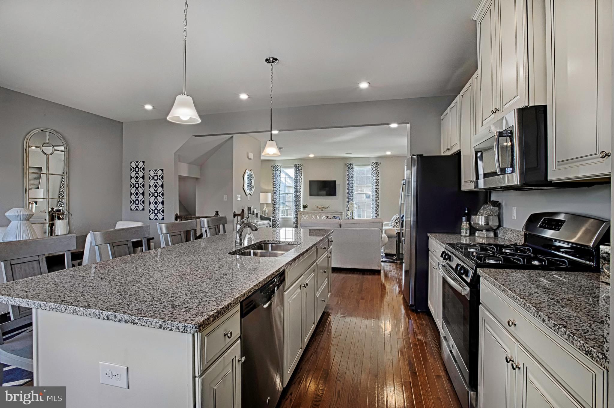 CEDAR HILL - Residential