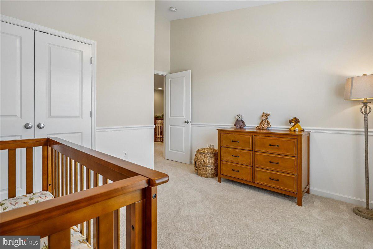 STRATSHIRE CROSSING - Residential