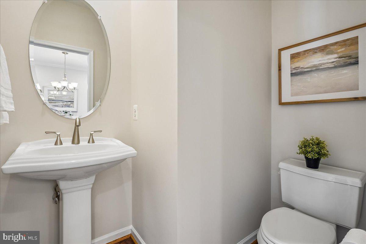 STRATSHIRE CROSSING - Residential