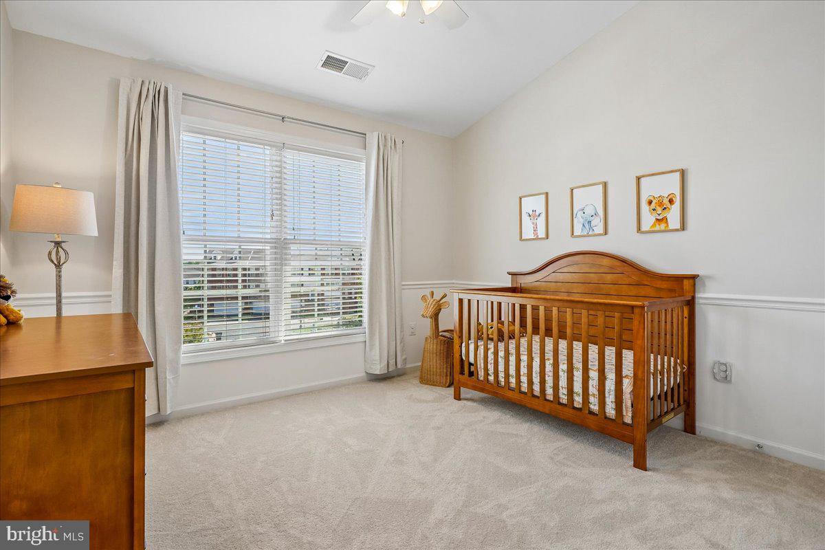 STRATSHIRE CROSSING - Residential