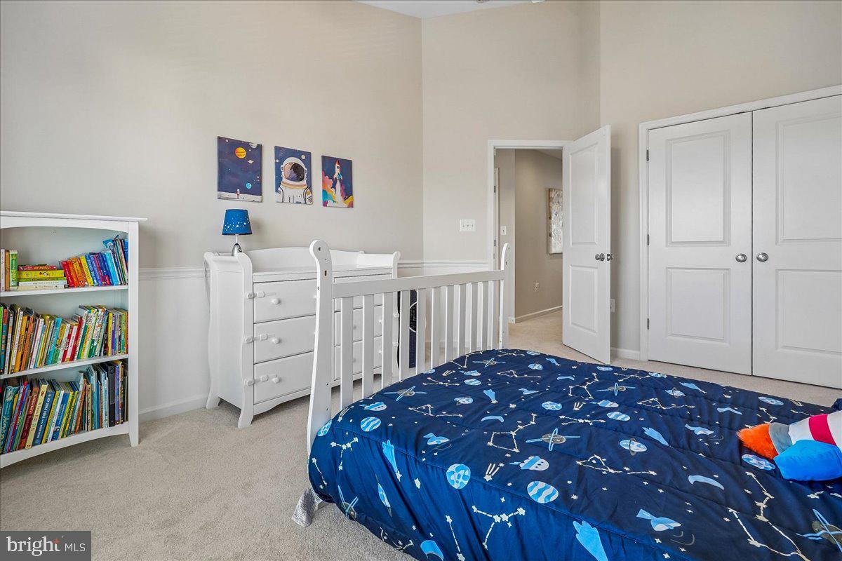 STRATSHIRE CROSSING - Residential
