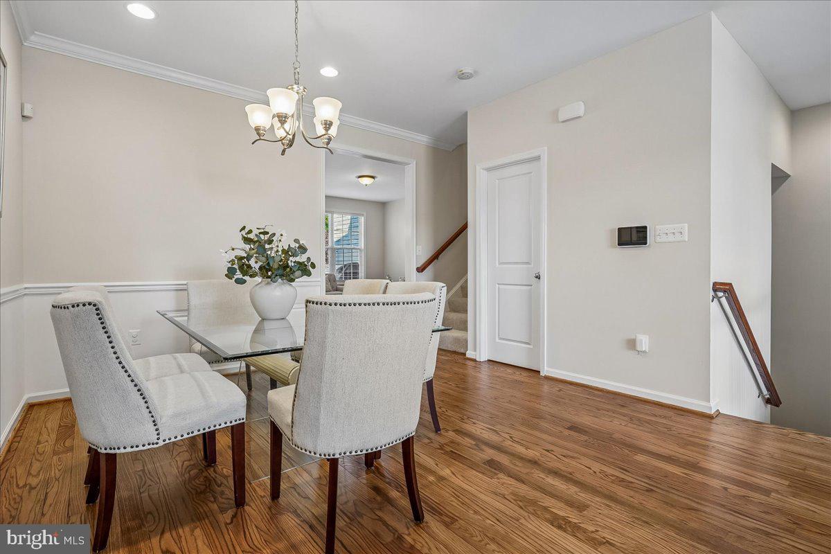 STRATSHIRE CROSSING - Residential