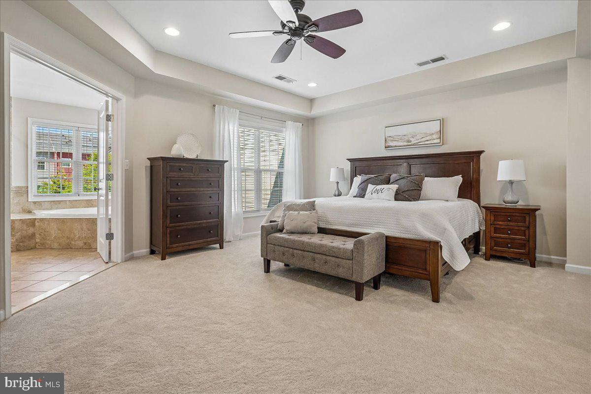 STRATSHIRE CROSSING - Residential