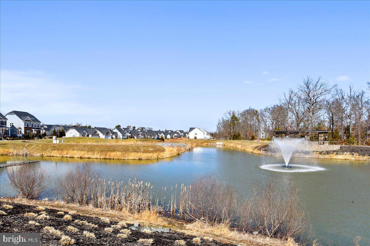 STRATSHIRE CROSSING - Residential