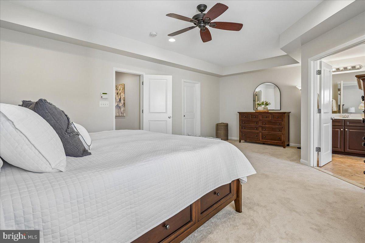 STRATSHIRE CROSSING - Residential