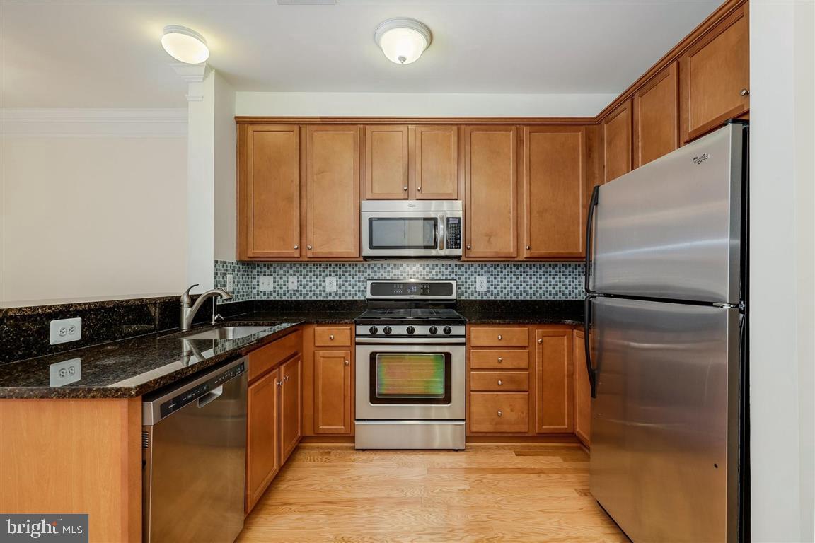 POTOMAC CLUB II - Residential Lease