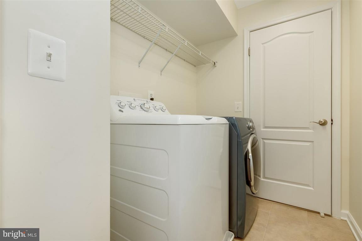 POTOMAC CLUB II - Residential Lease