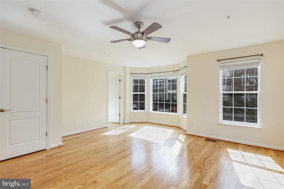 POTOMAC CLUB II - Residential Lease