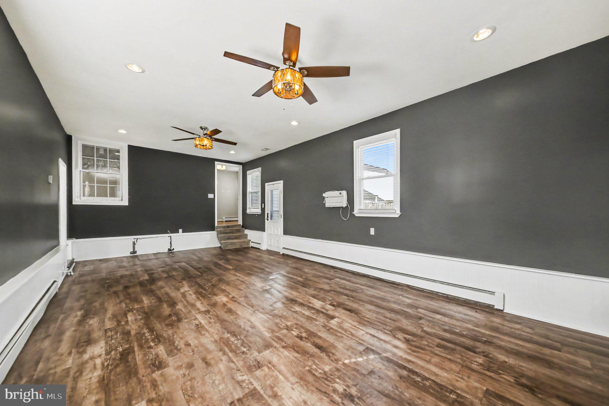 HILLENDALE - Residential