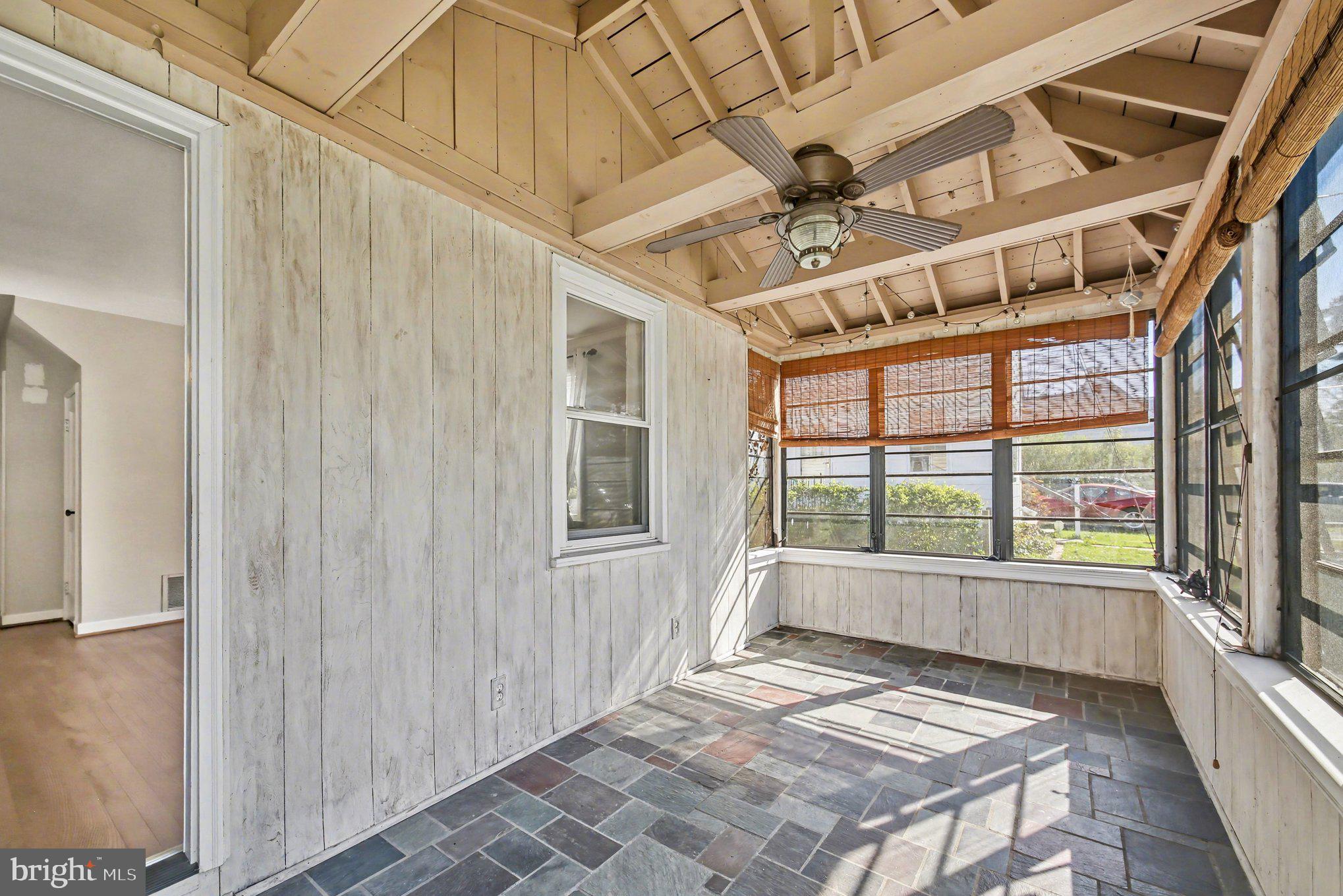 HILLENDALE - Residential