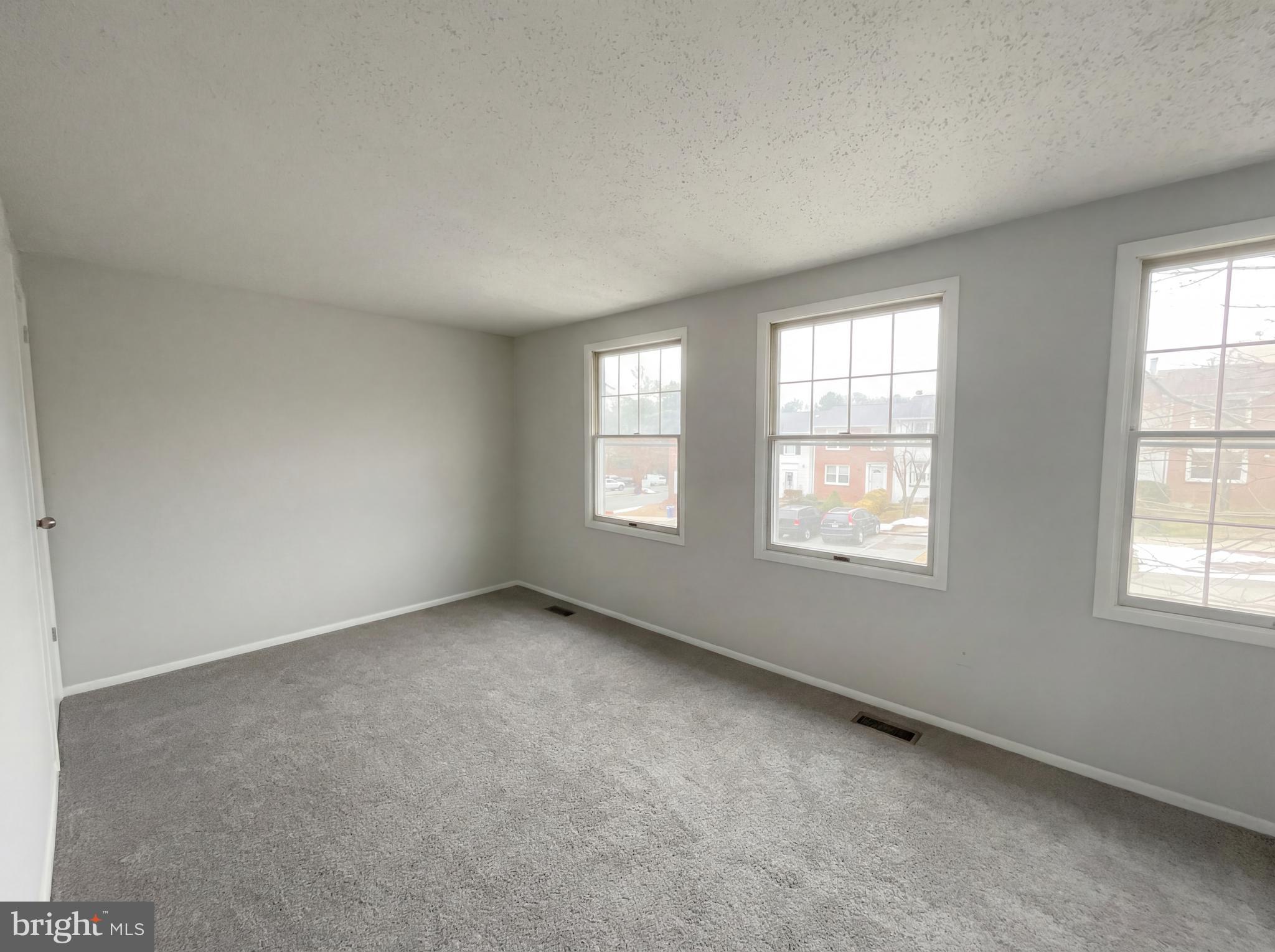 13524 BENTLEY CIRCLE