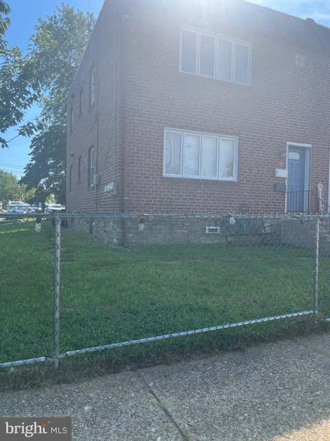 Townhouse For Rent - 946 Faunce Street<br/> PHILADELPHIA, PA 19111