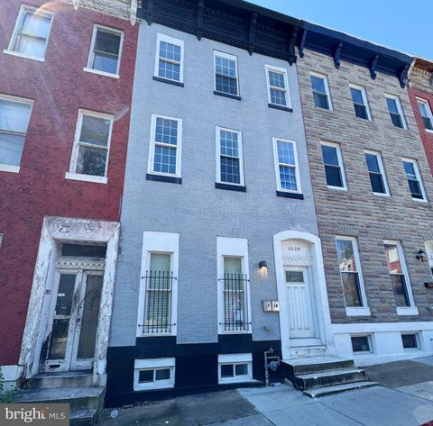 Townhouse For Sale - 1529 Edmondson Avenue<br/> BALTIMORE, MD 21223