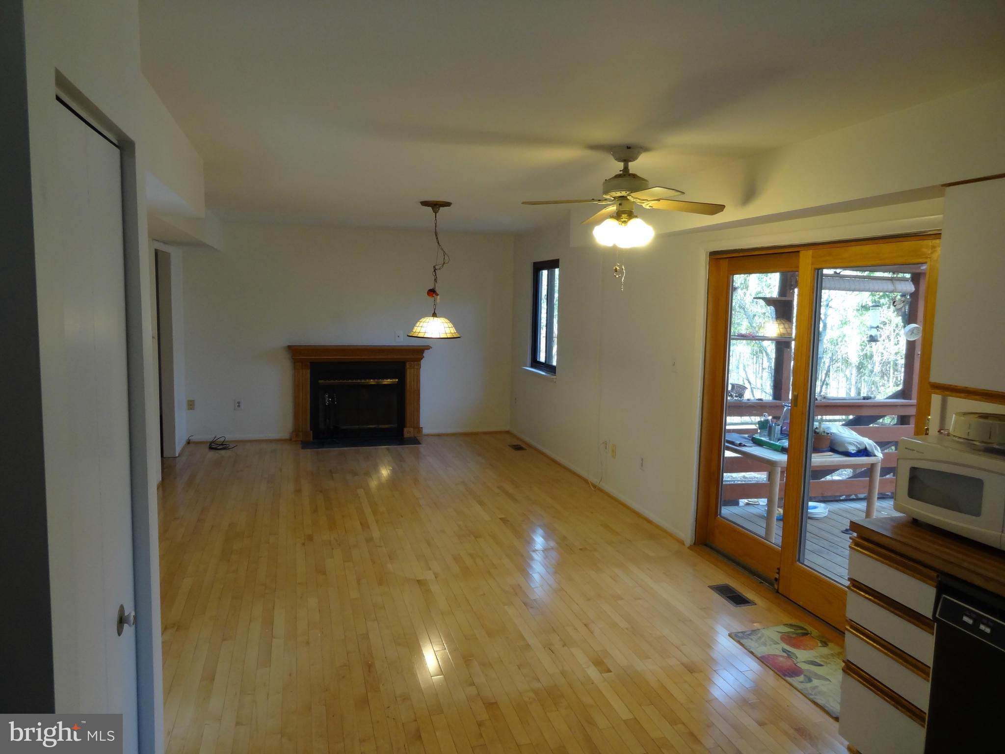 COOL POND - Residential