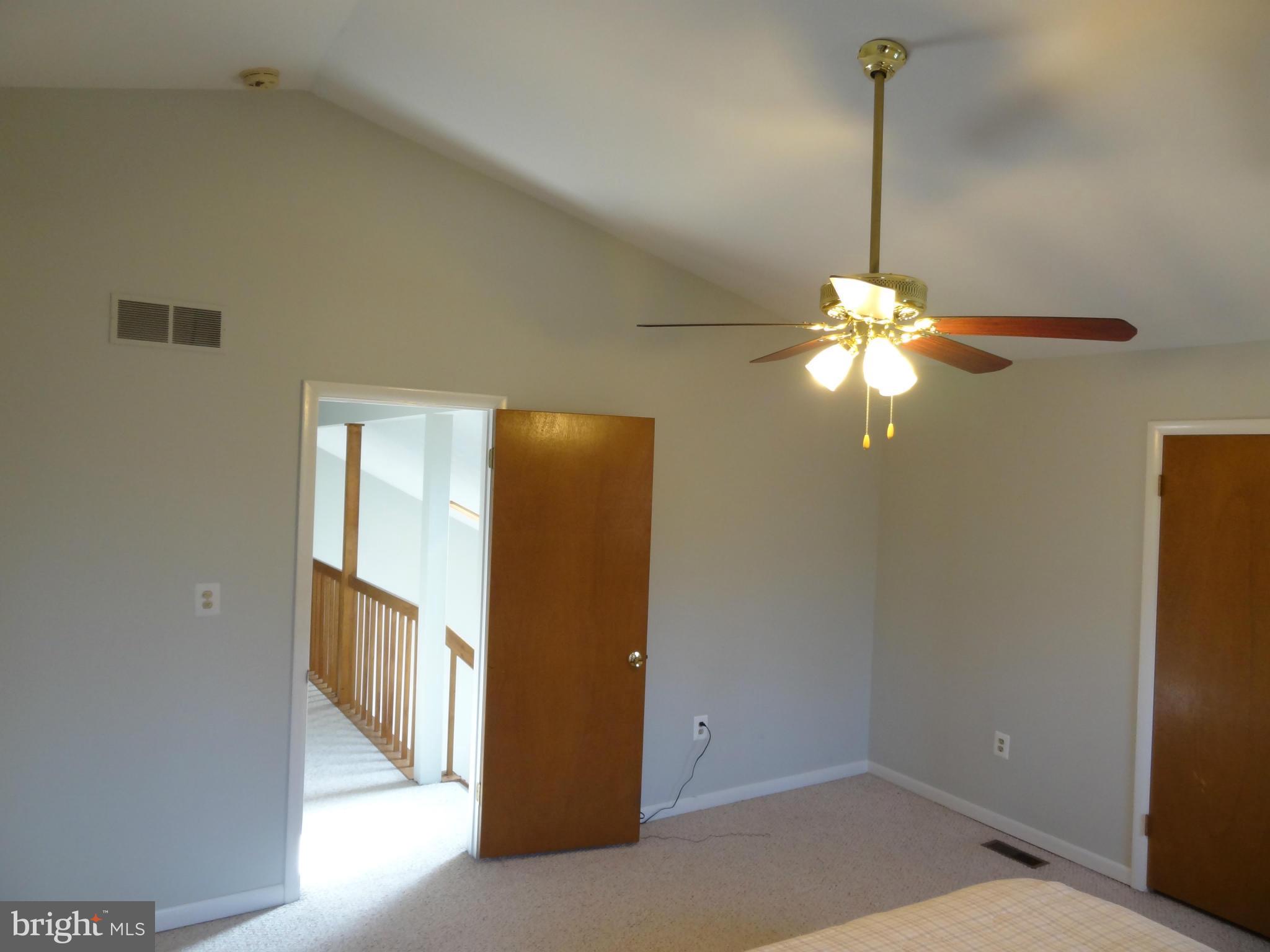 COOL POND - Residential