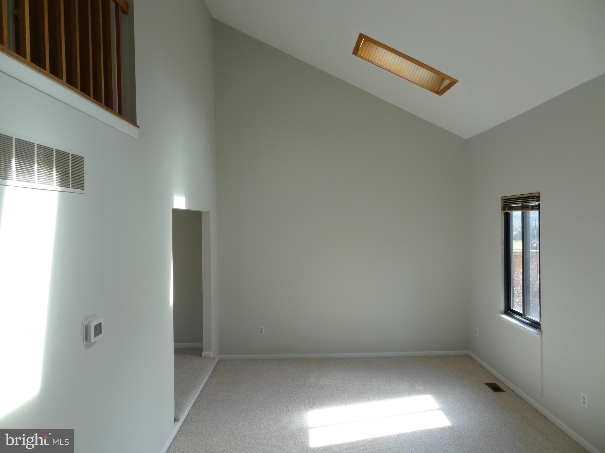 COOL POND - Residential