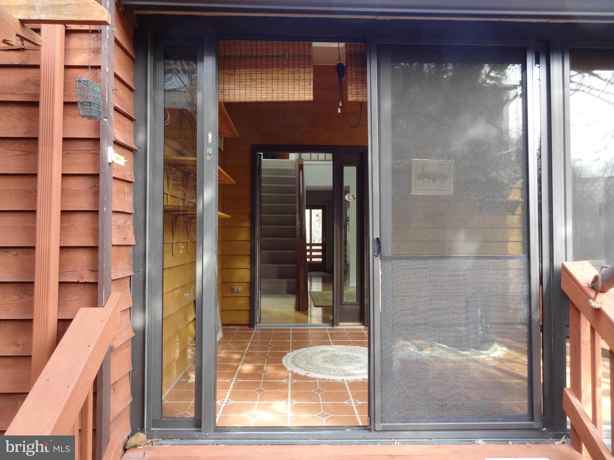 COOL POND - Residential