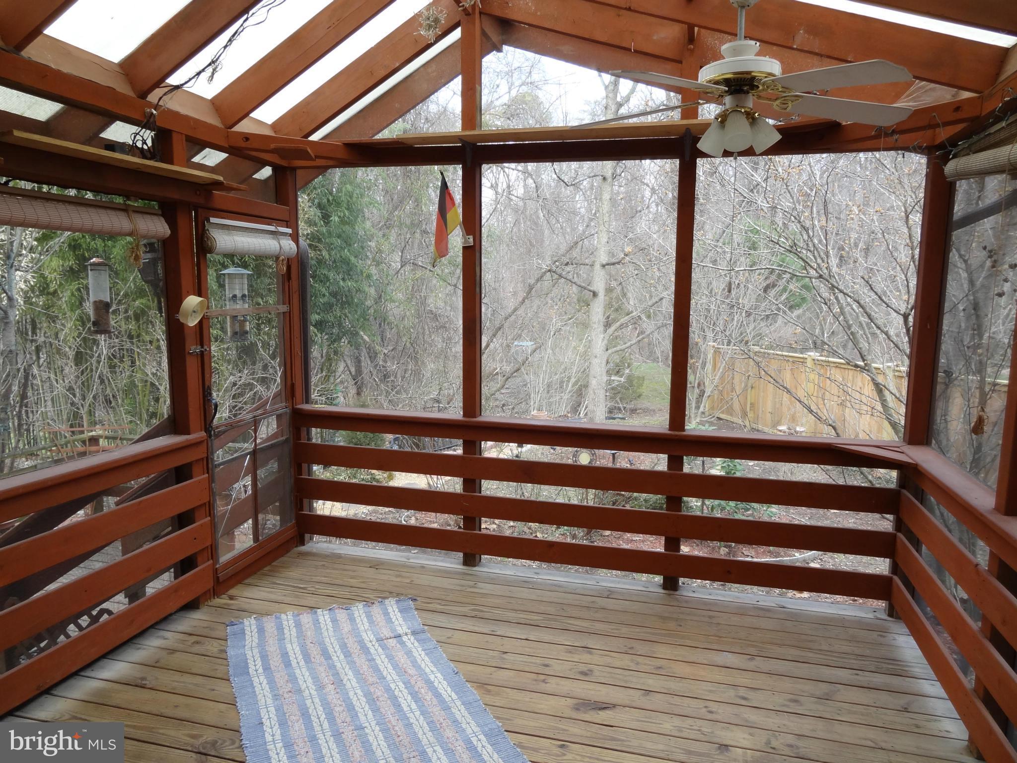 COOL POND - Residential