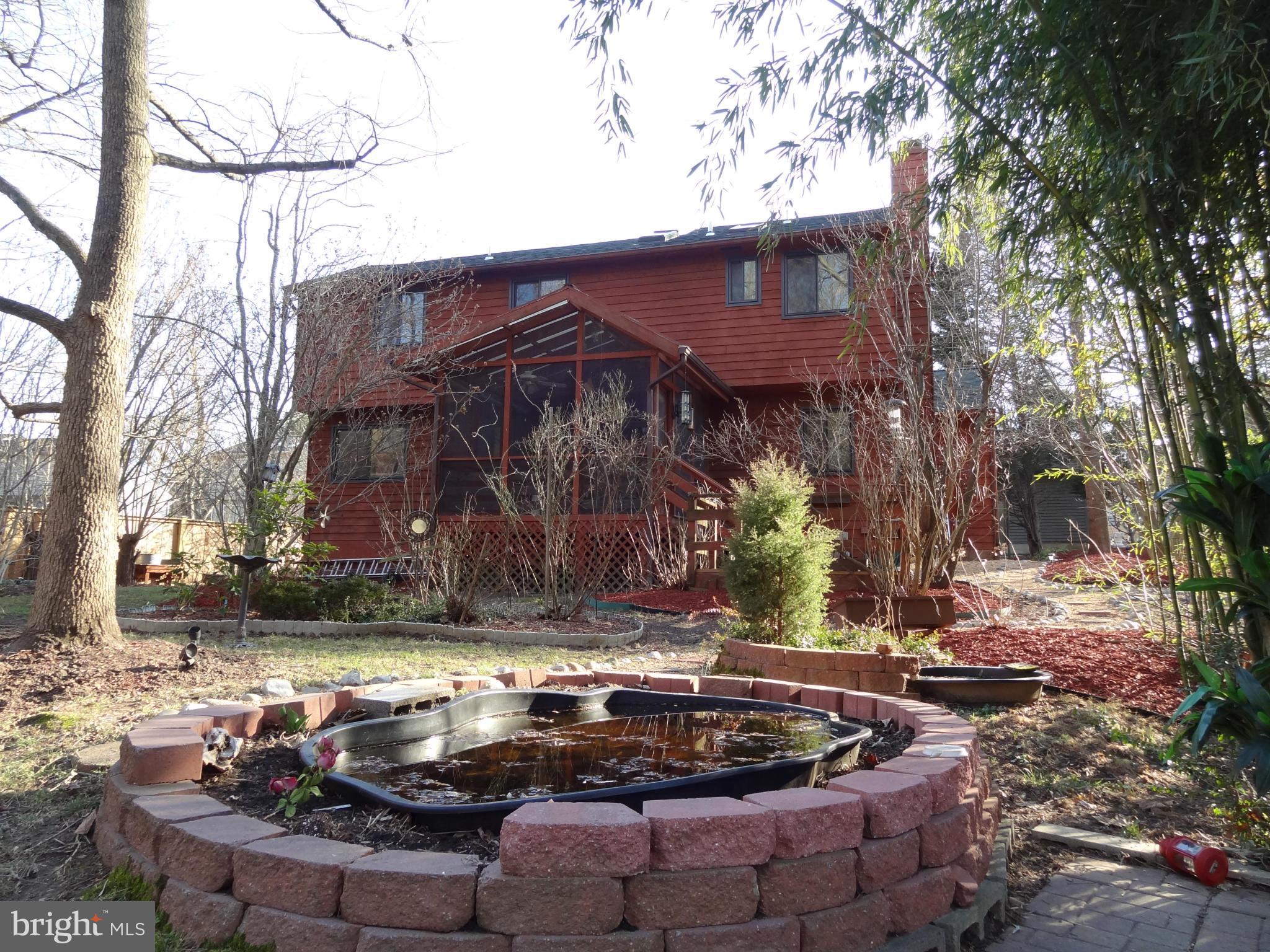 COOL POND - Residential