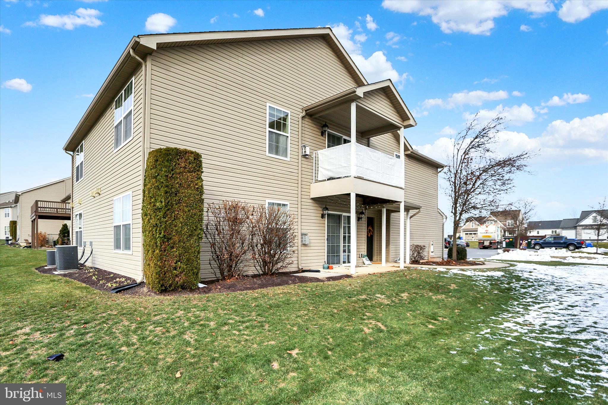 PINNACLE AT HERSHEY MEADOWS - Residential