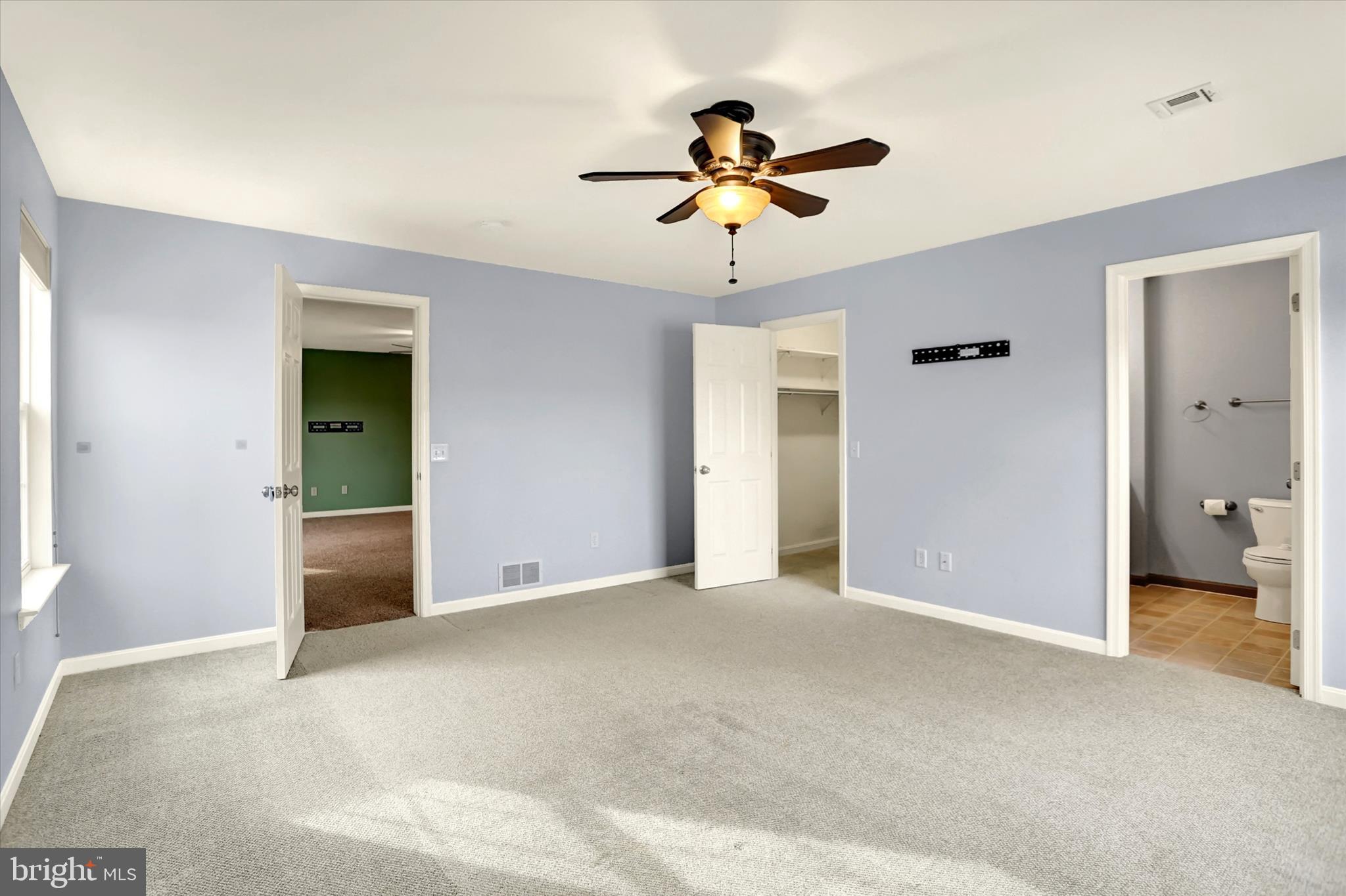 PINNACLE AT HERSHEY MEADOWS - Residential