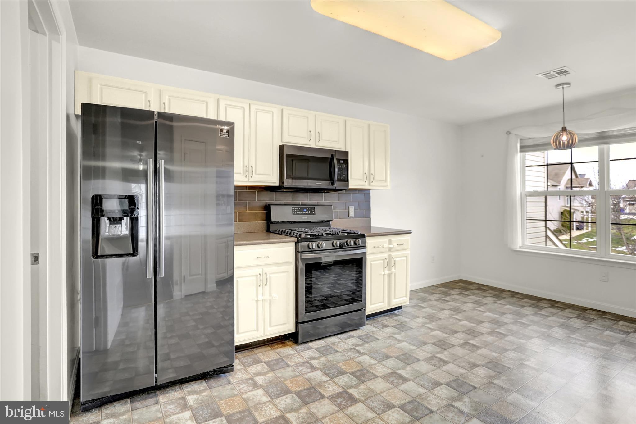 PINNACLE AT HERSHEY MEADOWS - Residential