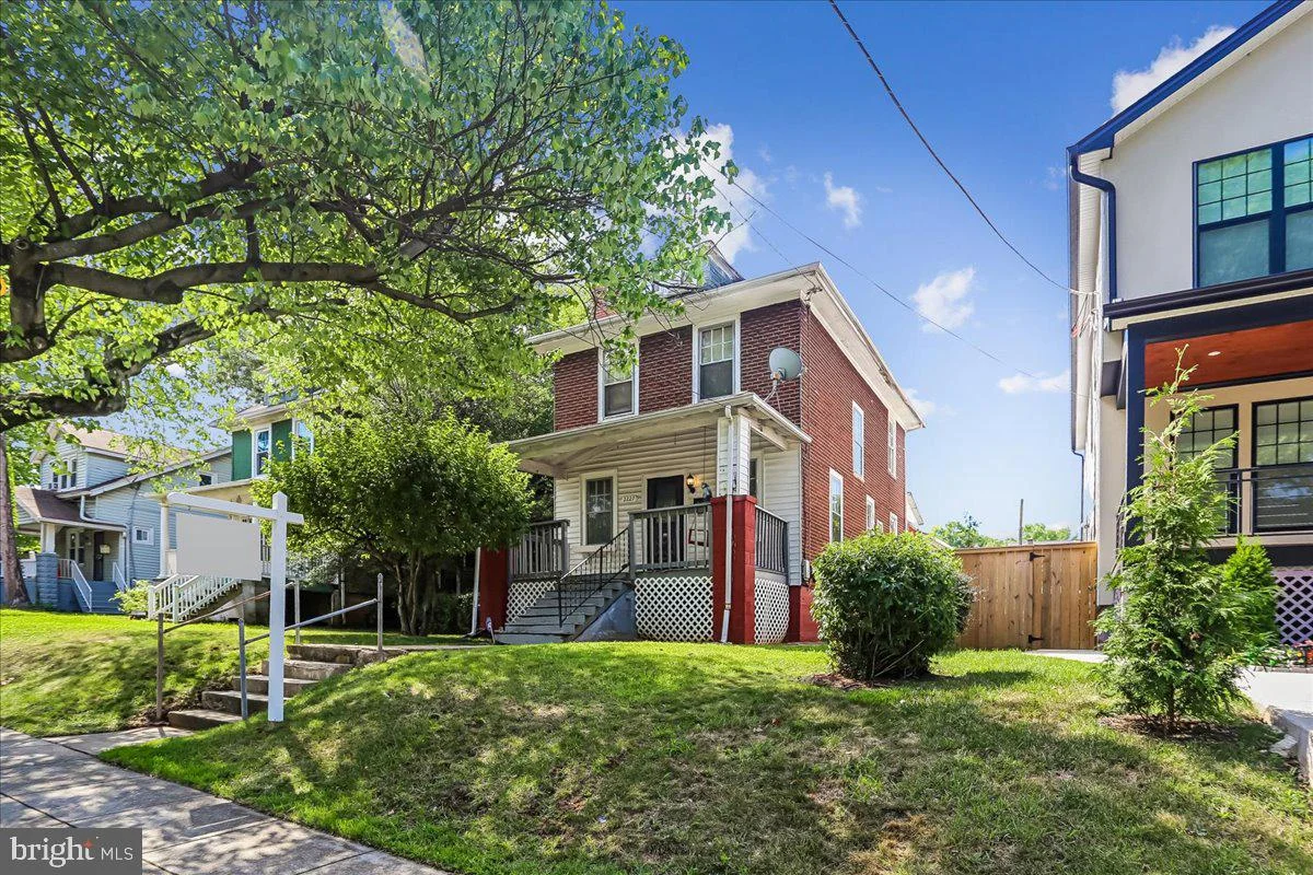 2227 Newton Street NE, Washington, DC, 20018