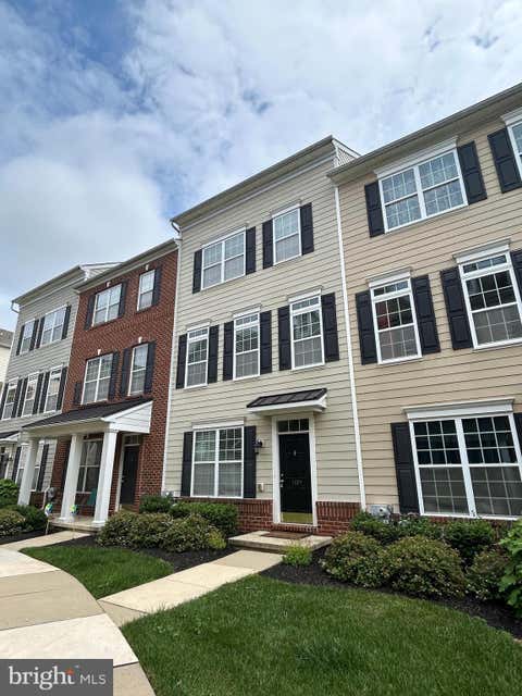 Townhouse For Rent - 1379 Parish Avenue<br/> CLAYMONT, DE 19703