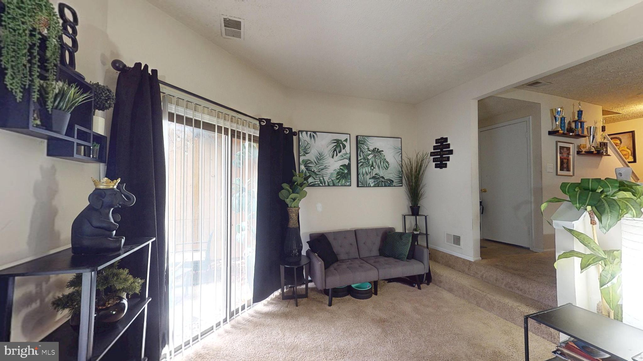 ST CHARLES WAKEFIELD - Residential