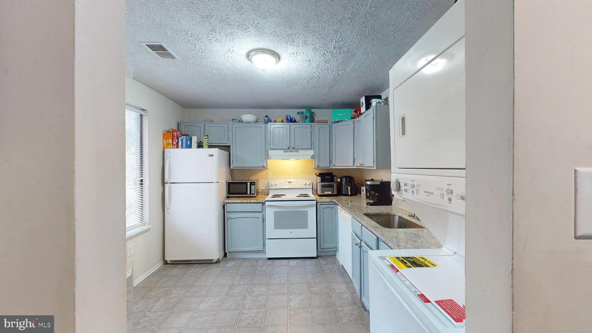 ST CHARLES WAKEFIELD - Residential