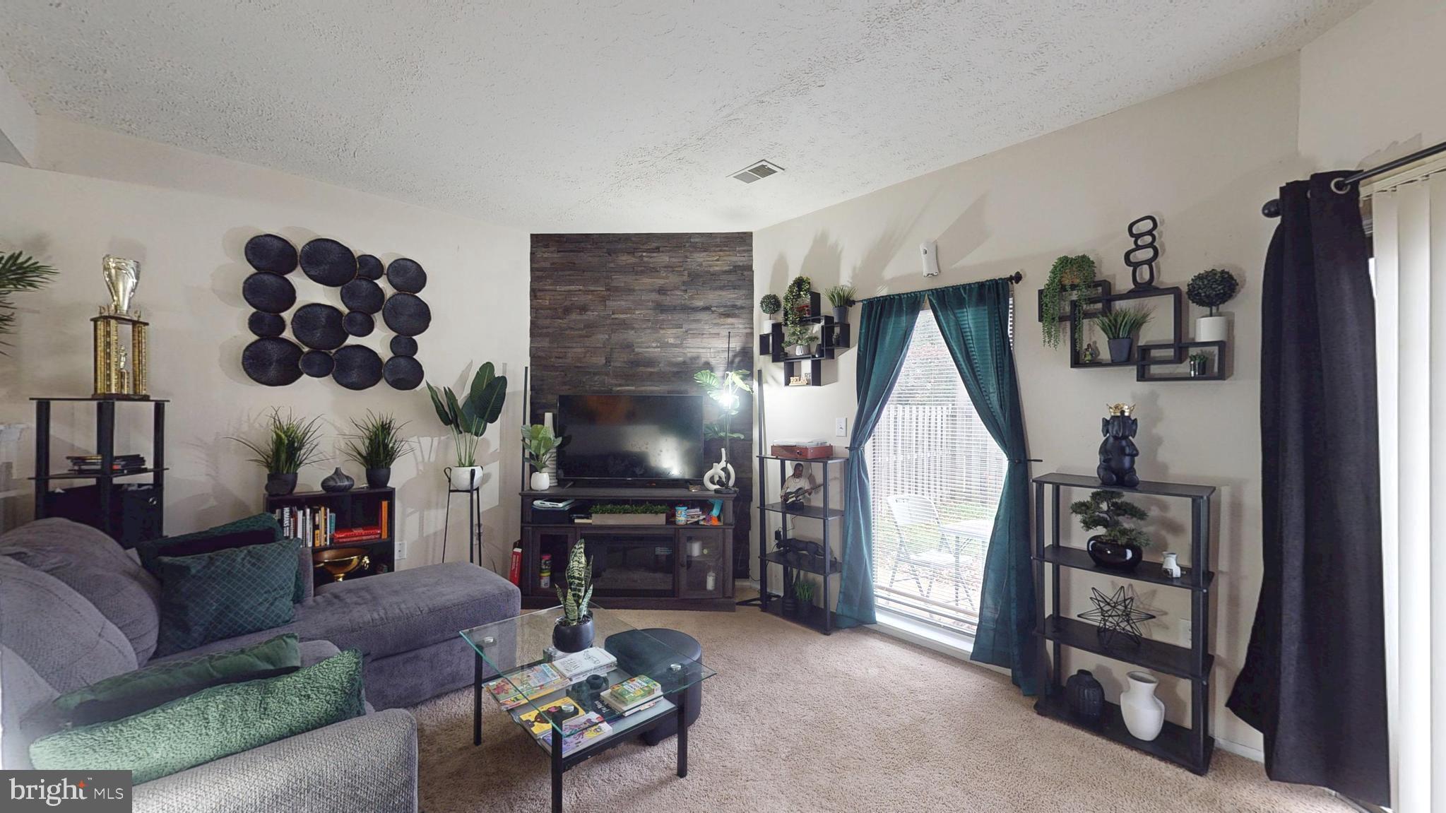 ST CHARLES WAKEFIELD - Residential