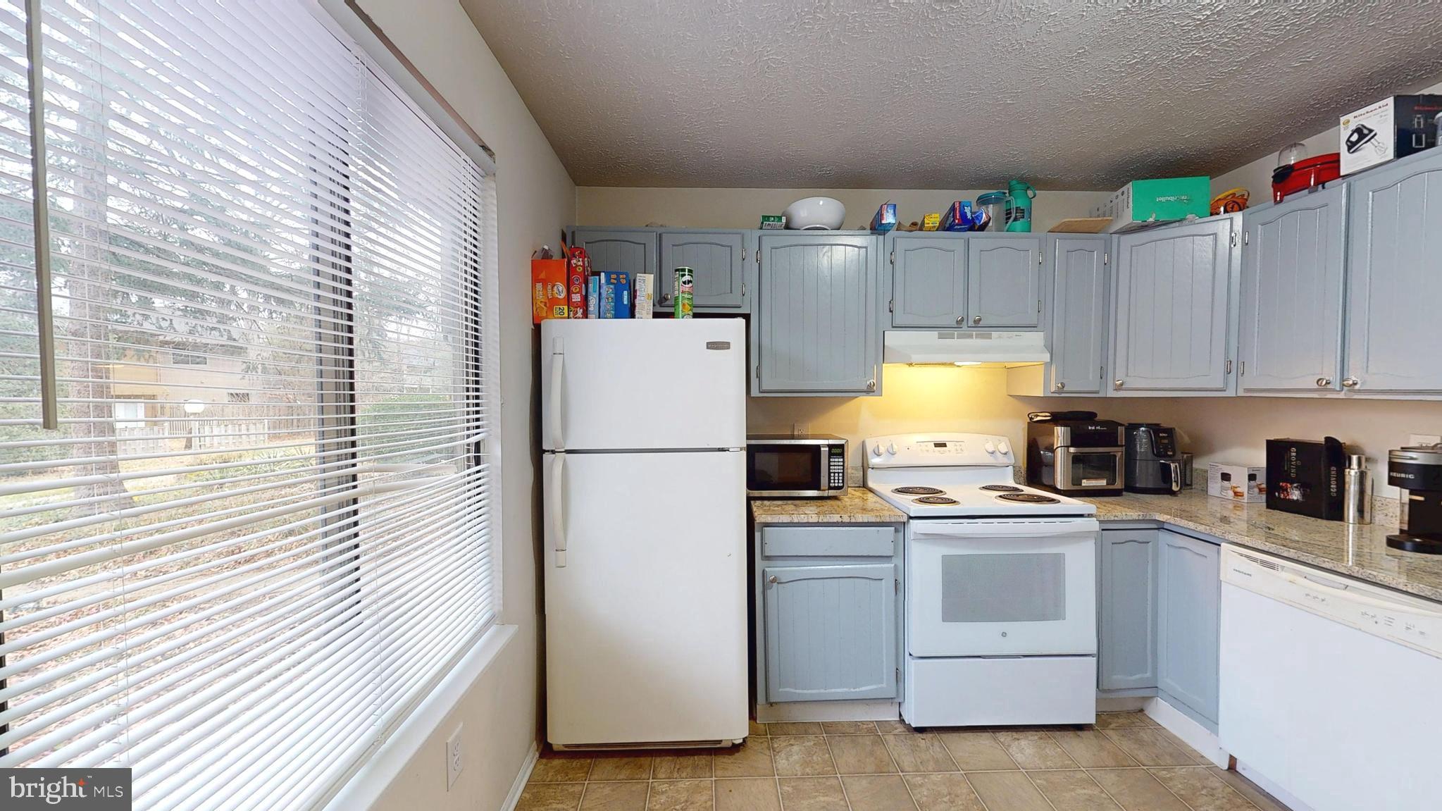 ST CHARLES WAKEFIELD - Residential