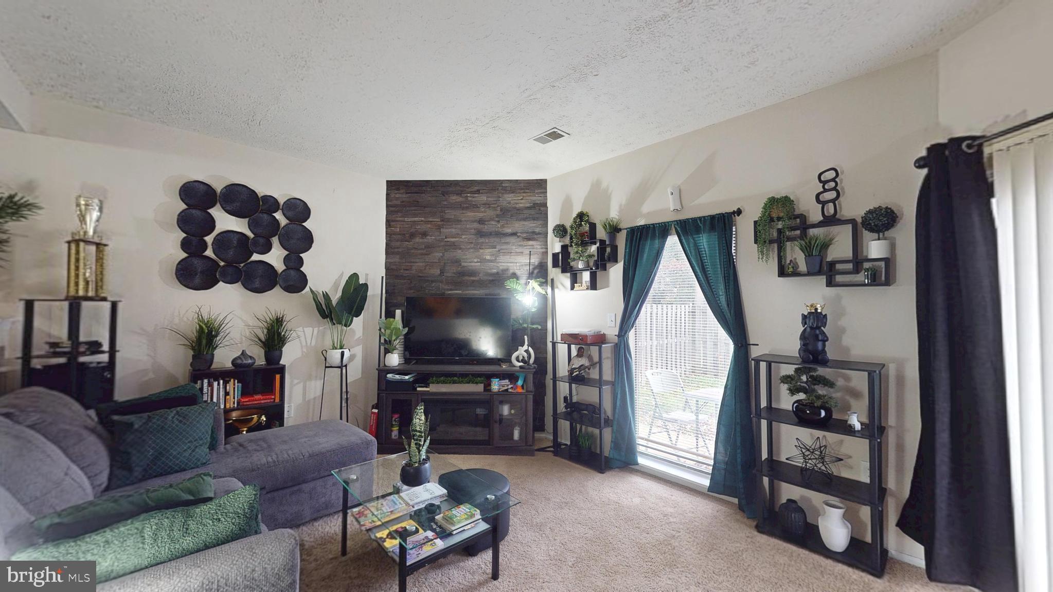 ST CHARLES WAKEFIELD - Residential