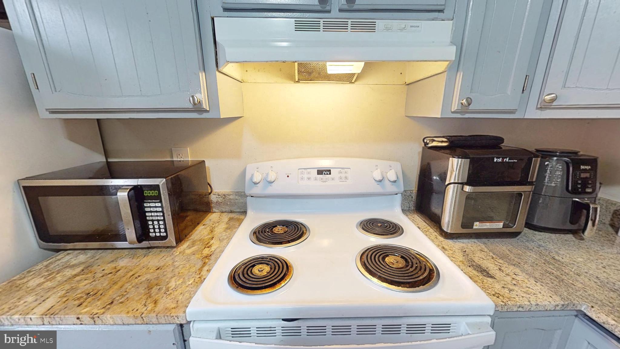 ST CHARLES WAKEFIELD - Residential