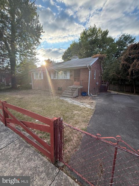 10118 DWIGHT AVENUE FAIRFAX VA 22032