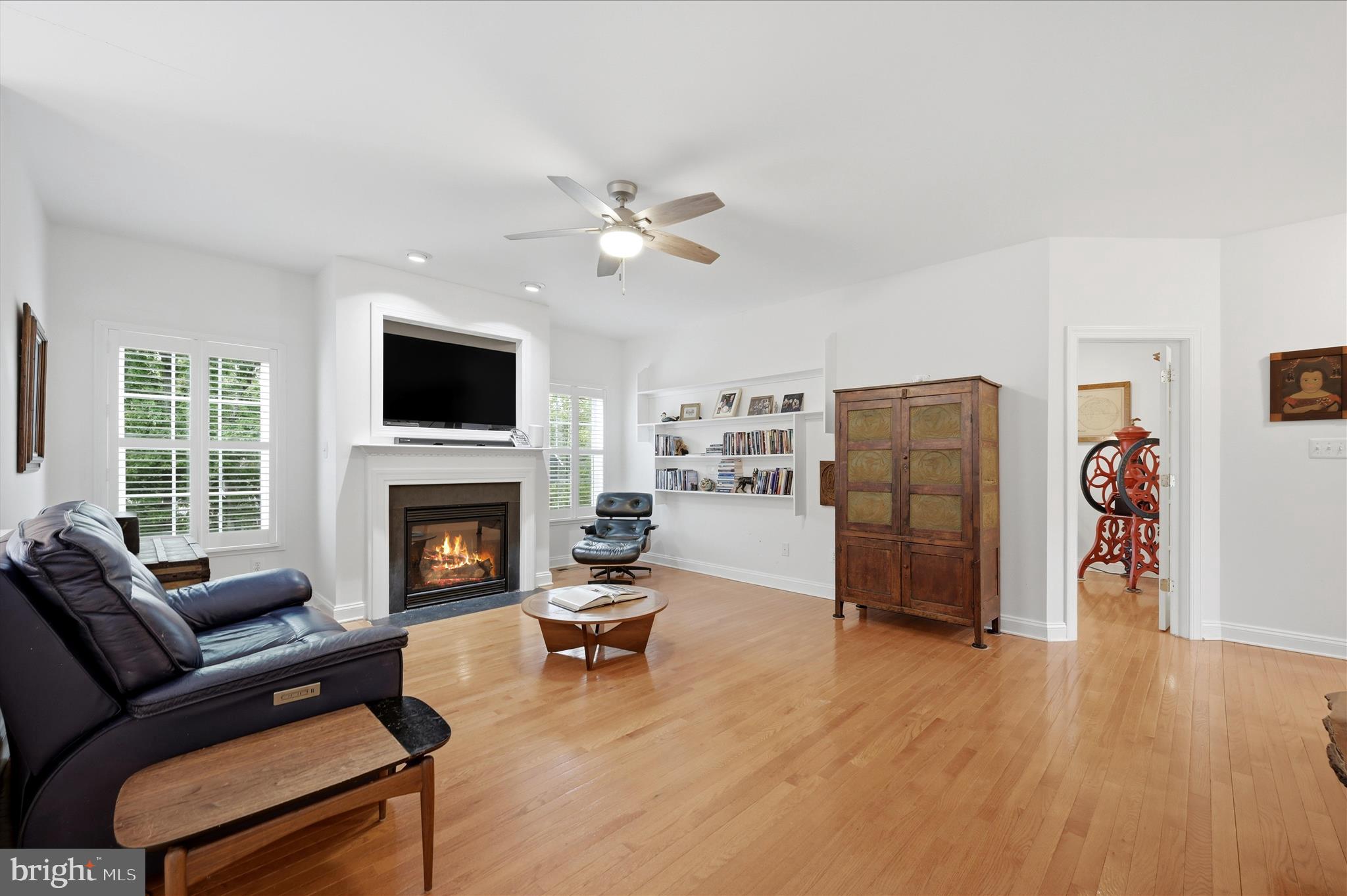 LAKE HOLIDAY ESTATES - Residential