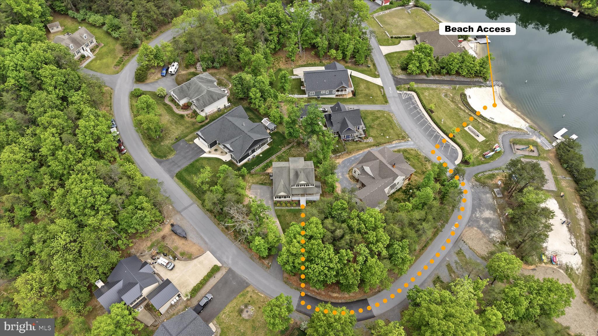 LAKE HOLIDAY ESTATES - Residential