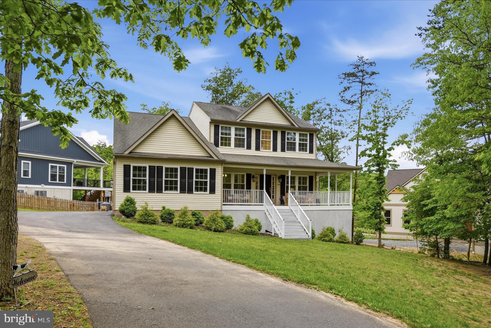 LAKE HOLIDAY ESTATES - Residential