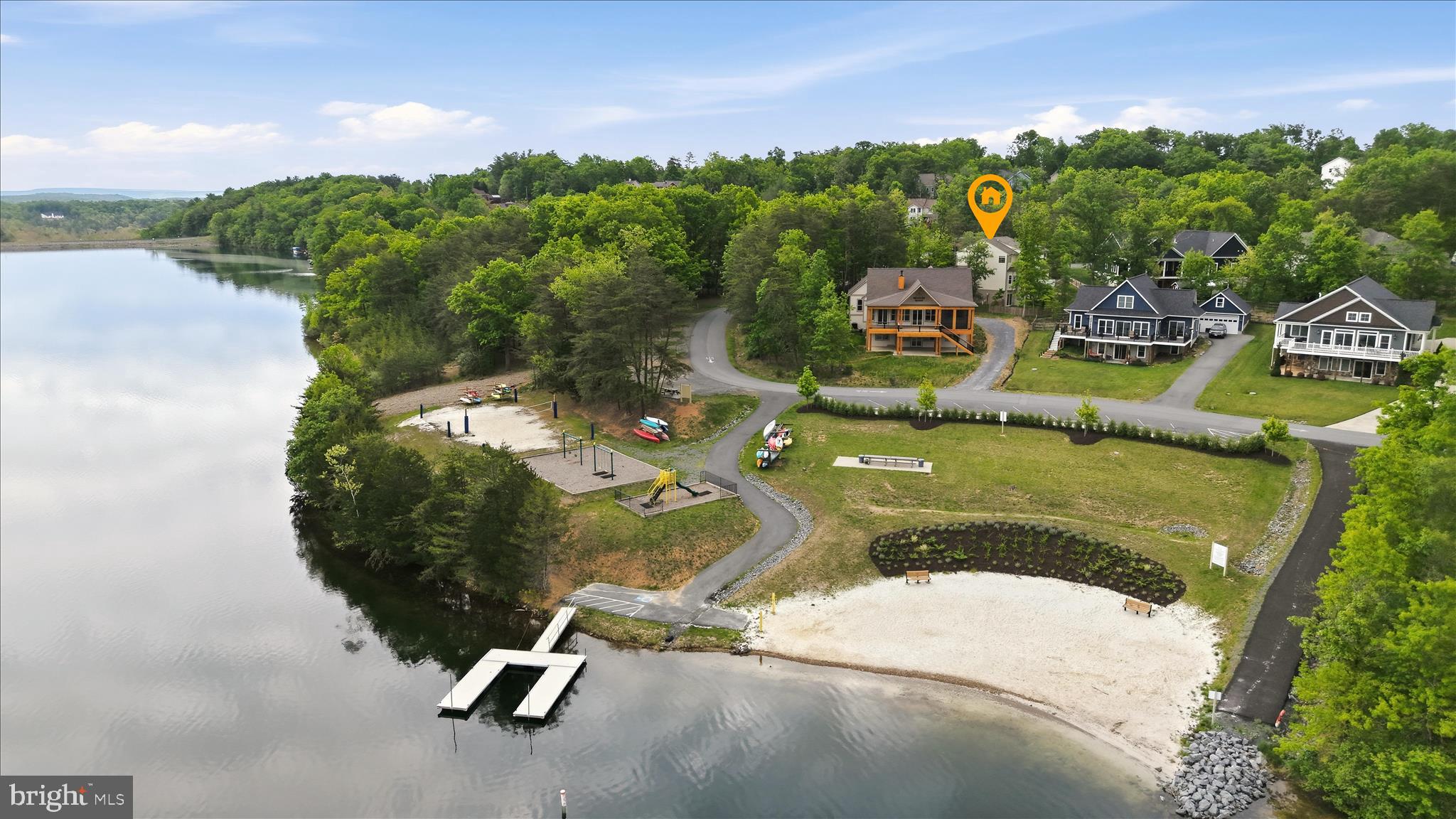 LAKE HOLIDAY ESTATES - Residential