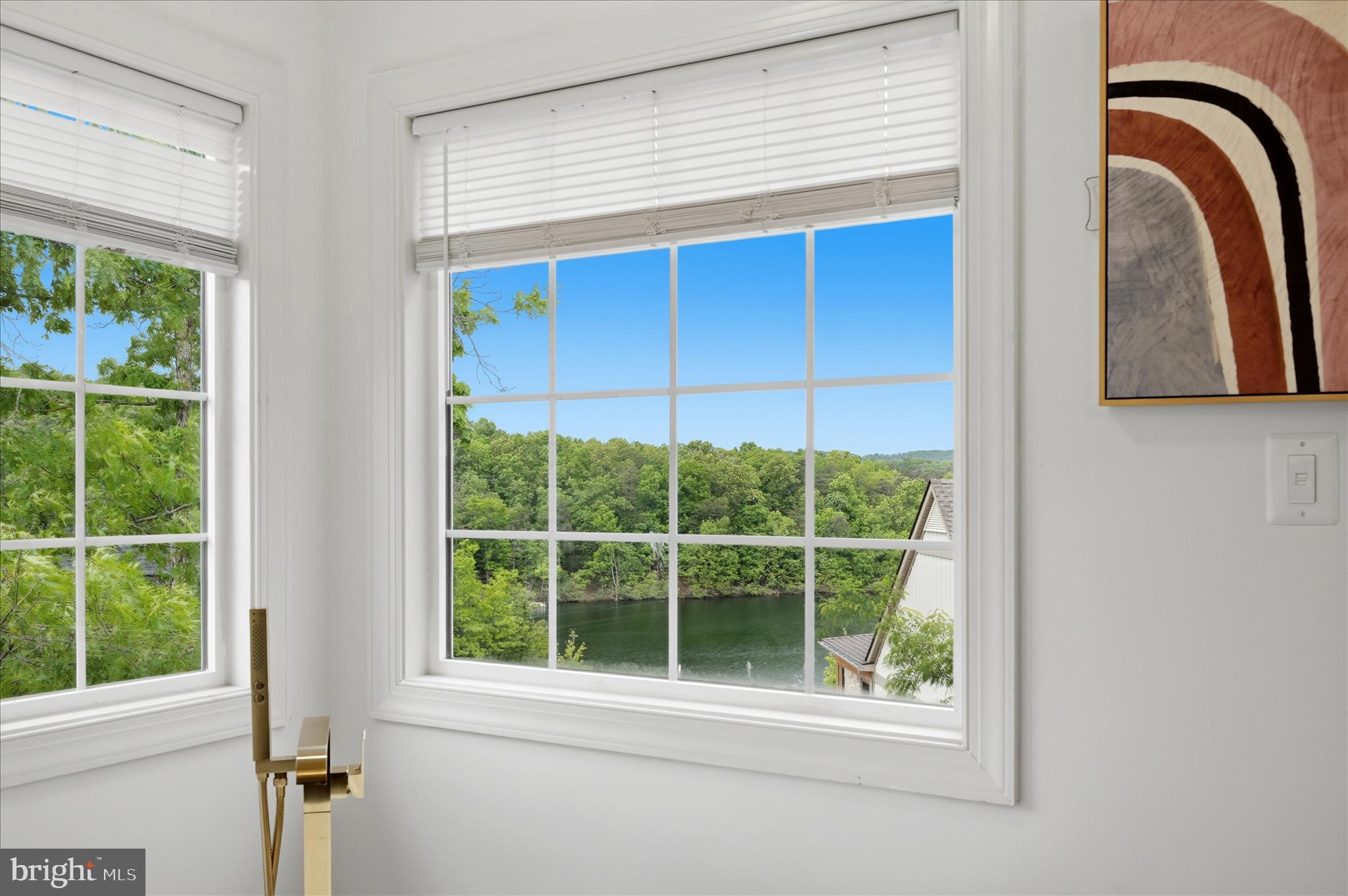 LAKE HOLIDAY ESTATES - Residential