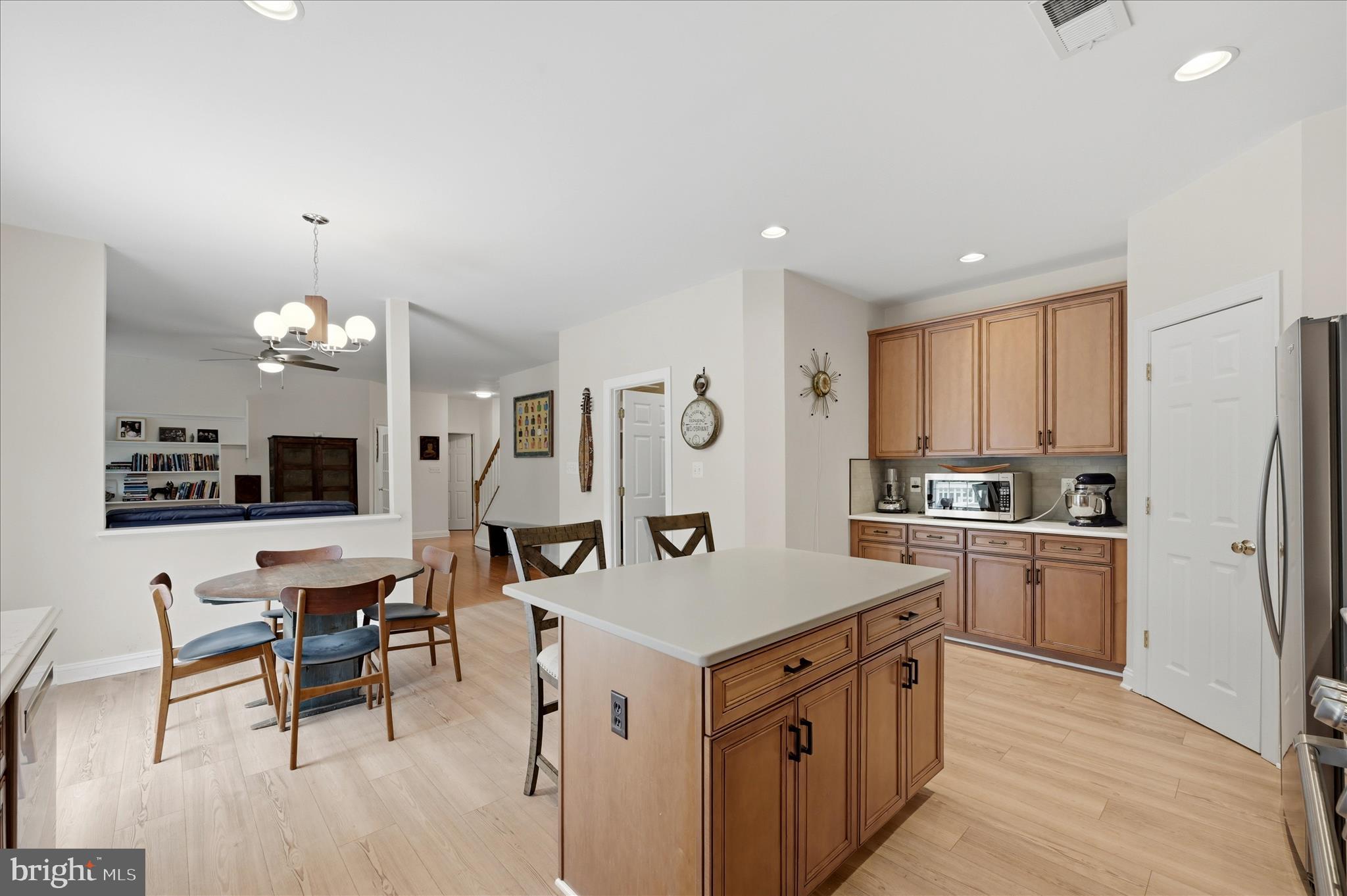 LAKE HOLIDAY ESTATES - Residential