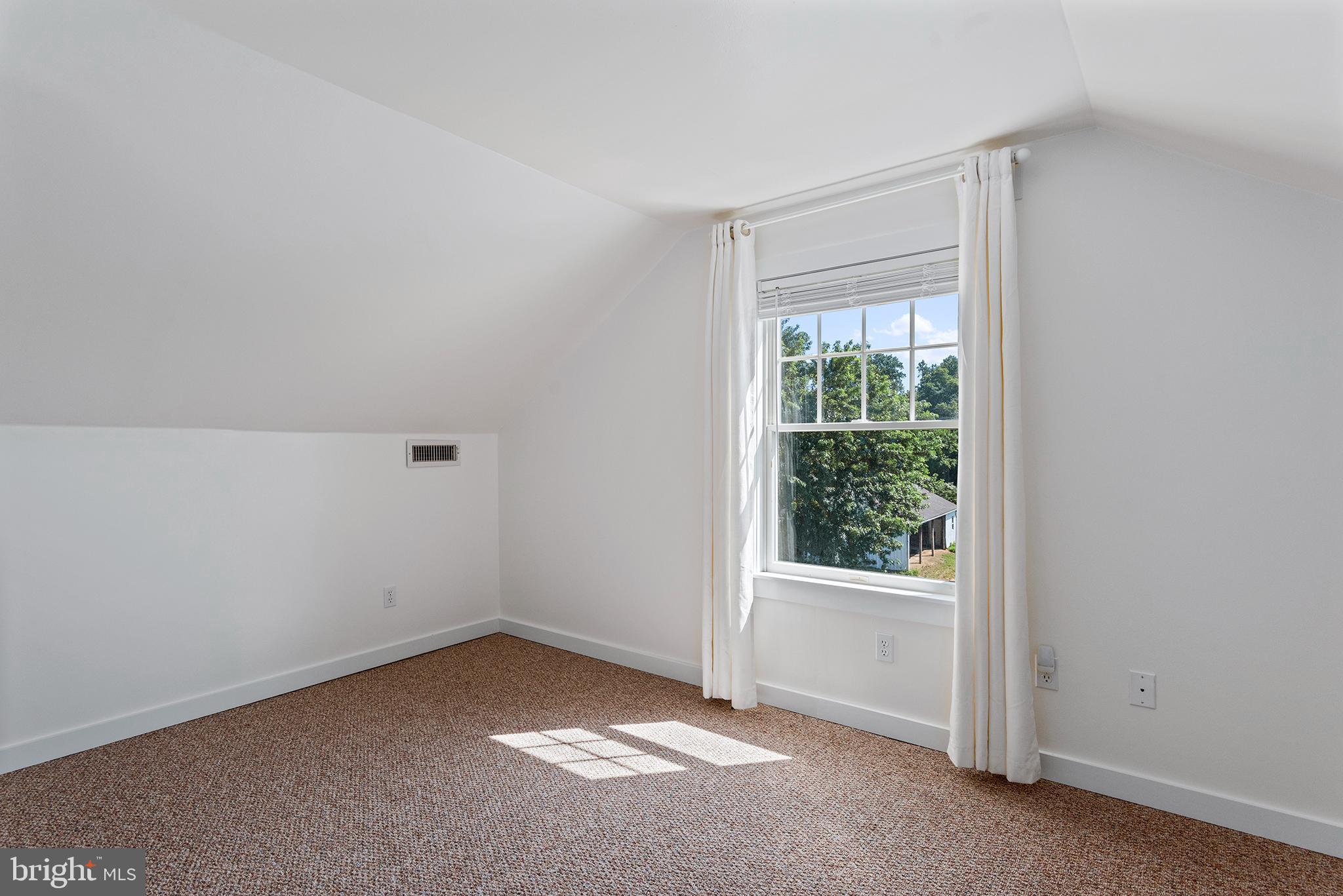 COLERIDGE - Residential