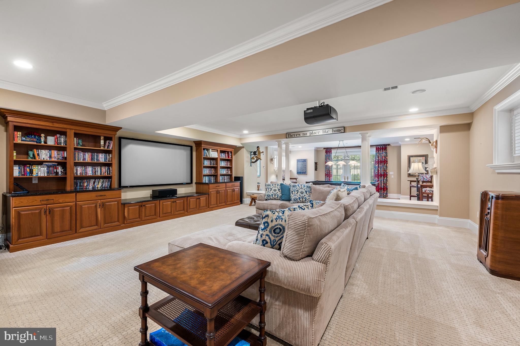 RADNOR HUNT - Residential