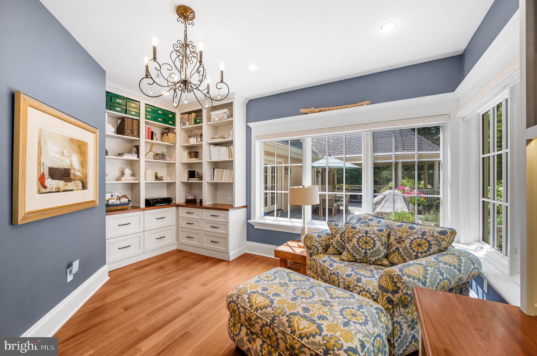 RADNOR HUNT - Residential