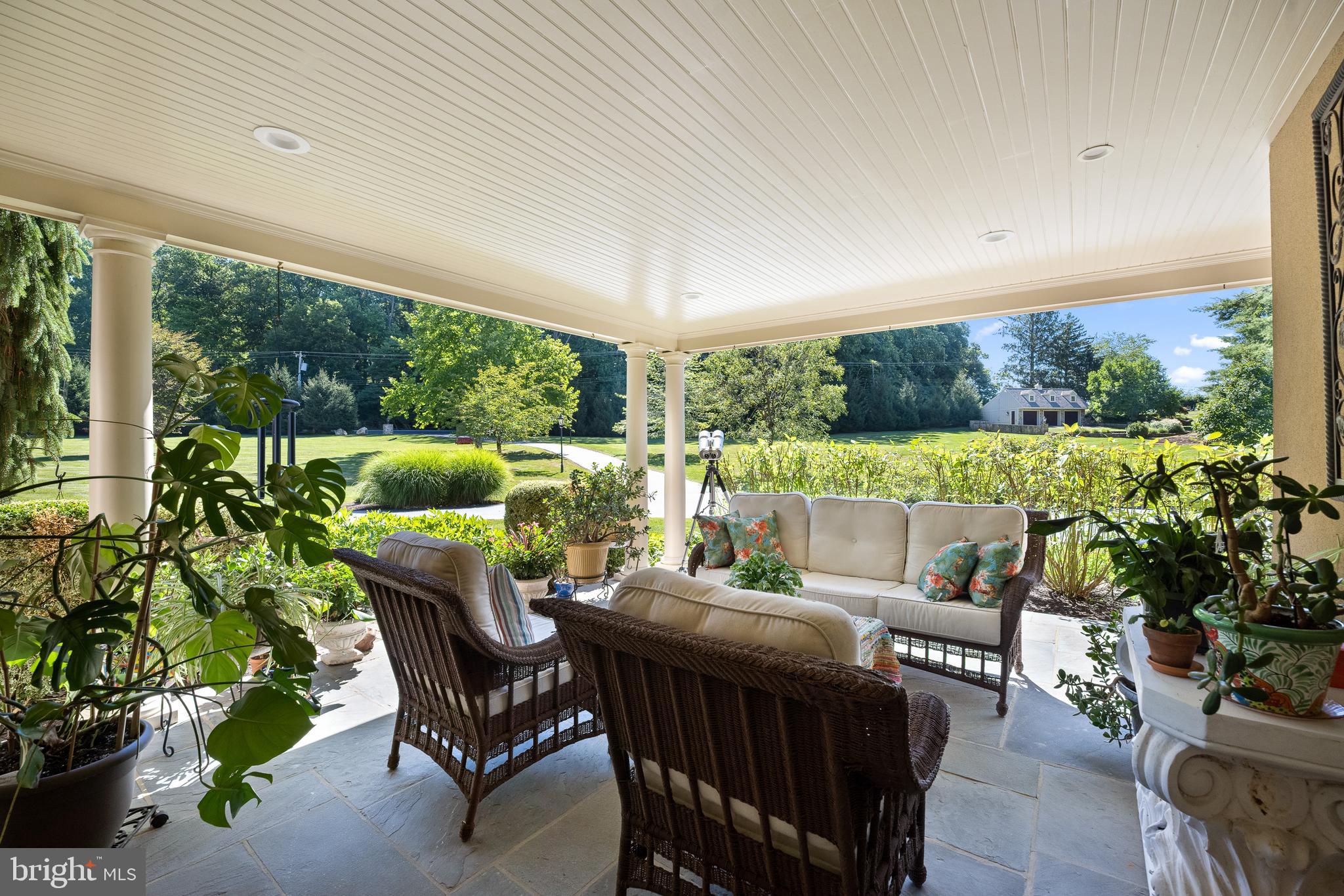 RADNOR HUNT - Residential